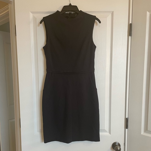 Max and Cleo Black Sleeveless Dress with Pockets - Picture 2 of 11